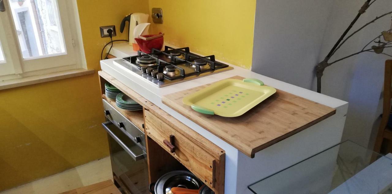 Blu Klein Apartment Foligno Bagian luar foto